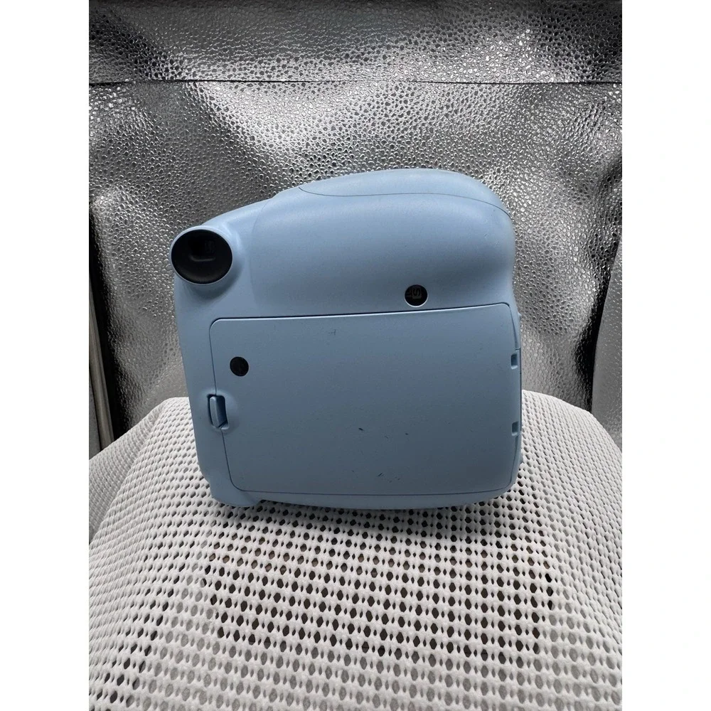 Fujifilm Instax Mini 7+ Instant Camera Light Blue 600021778 Tested Working